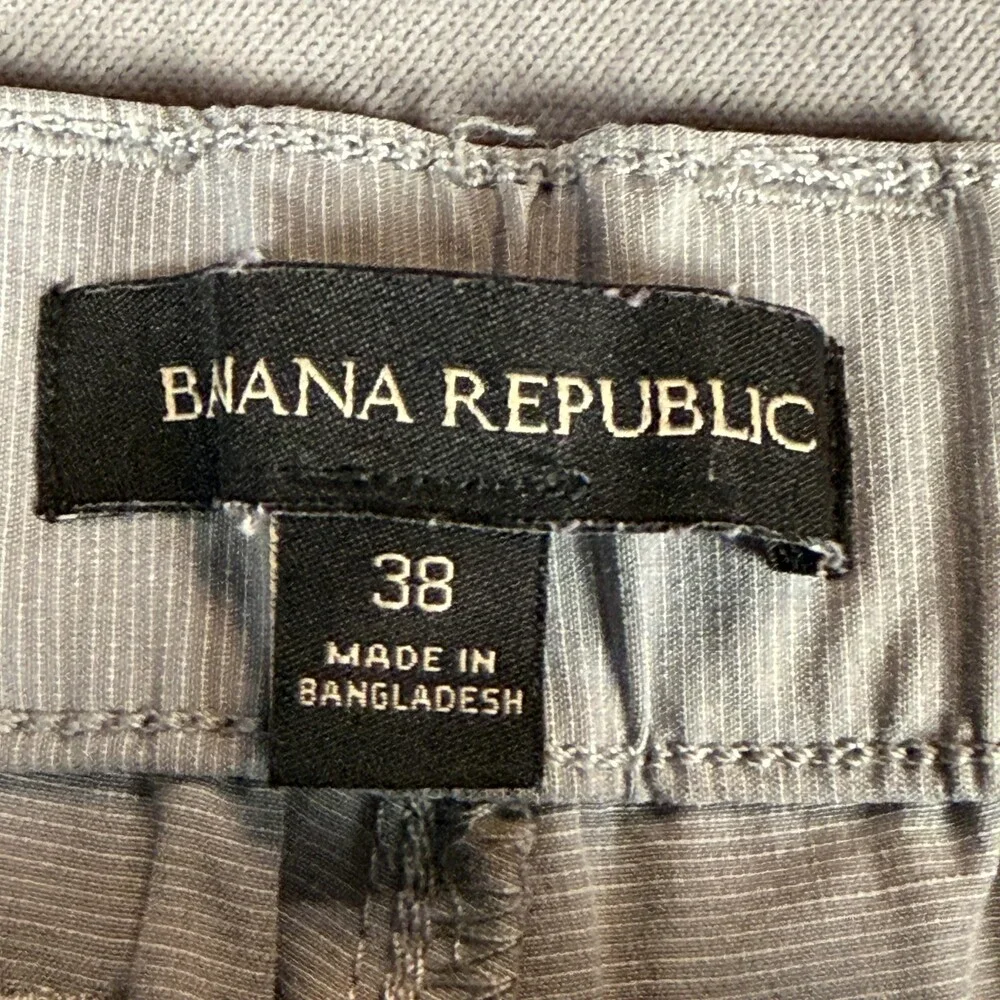 Banana Republic Shorts Mens 37x9.5 Gray Chino Elastic Waist Stretch Casual